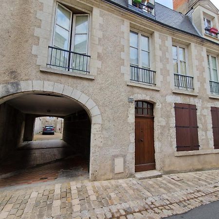 Le Saint Jean Et Son Parking Privee Apartment Blois Luaran gambar
