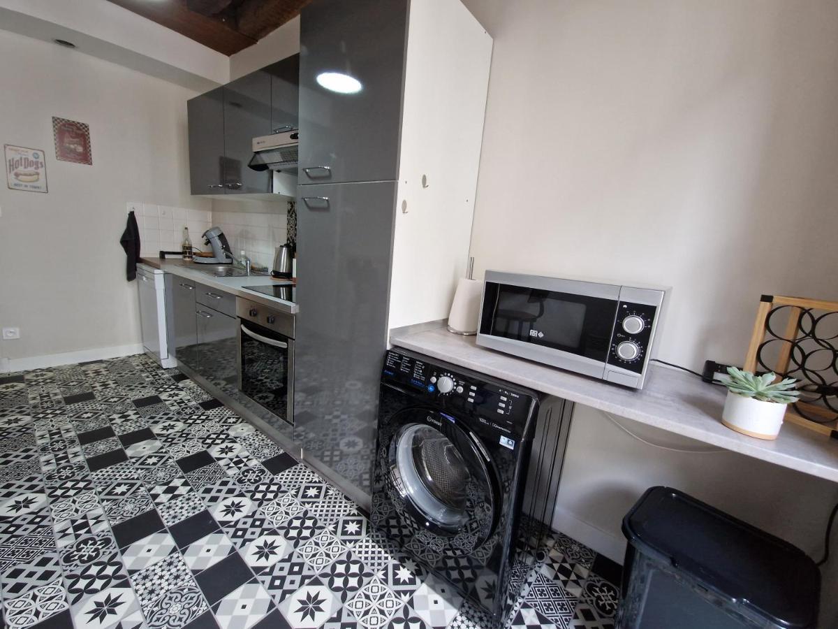 Le Saint Jean Et Son Parking Privee Apartment Blois Luaran gambar
